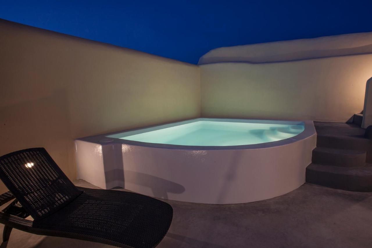 Cupola Suites Oía Exteriér fotografie